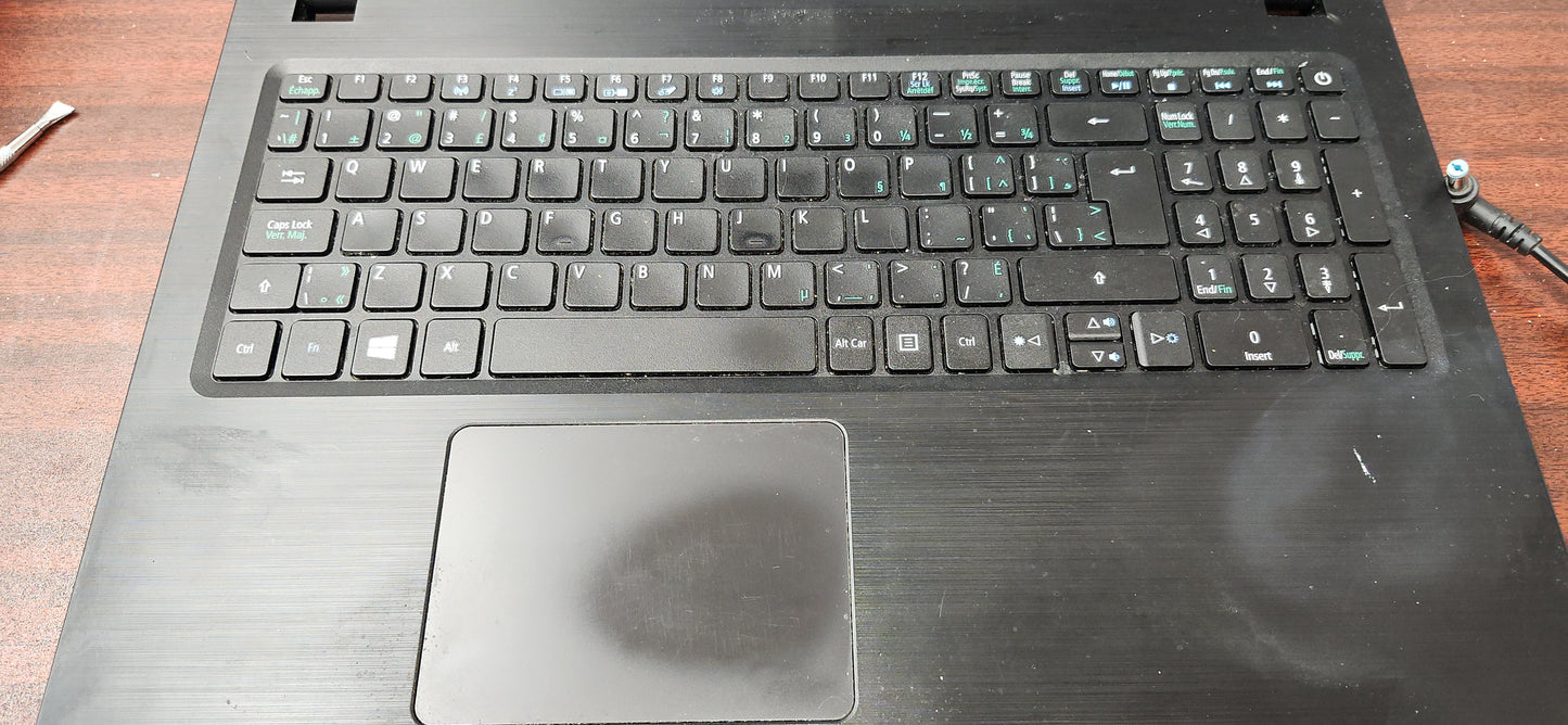 *ACER ASPIRE 3 A315-21 AMD A4 9200 RADEON 4 COMPUTE CORE