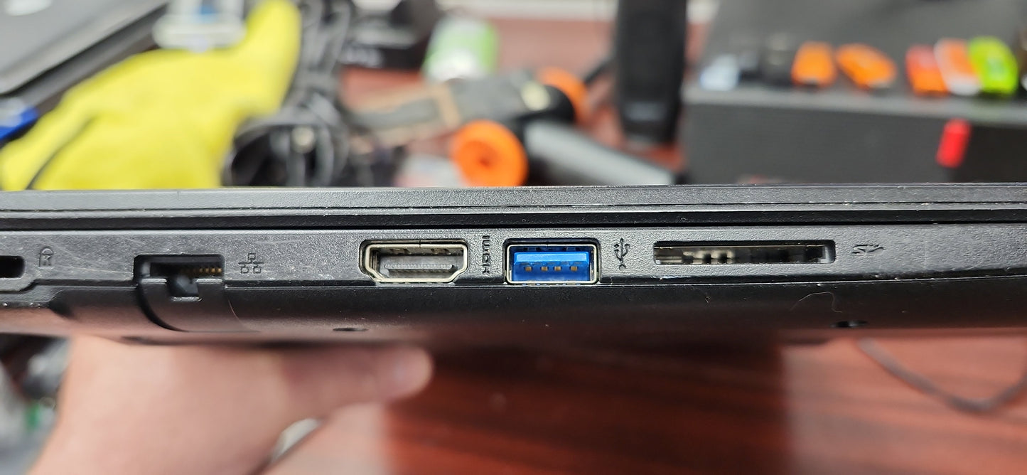 *ACER ASPIRE 3 A315-21 AMD A4 9200 RADEON 4 COMPUTE CORE